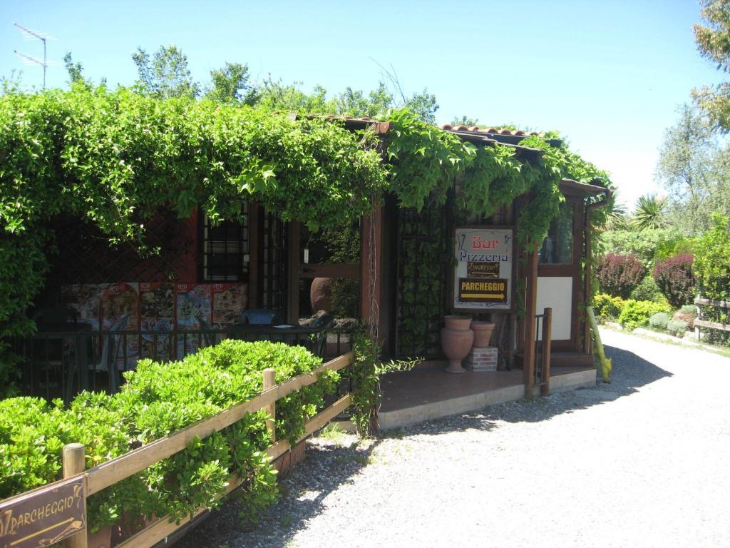 Country Apartments Castel di Decima Extérieur photo