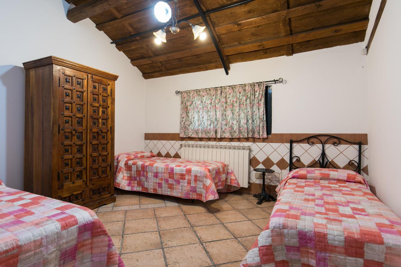 Country Apartments Castel di Decima Extérieur photo