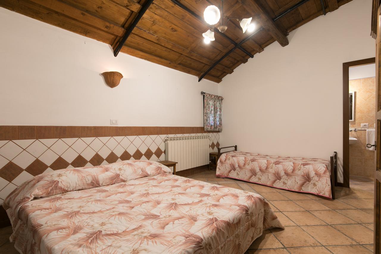 Country Apartments Castel di Decima Extérieur photo